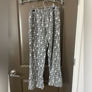 PINK Victoria's Secret Black and White Logo Pajama Pants loungewear Size XS